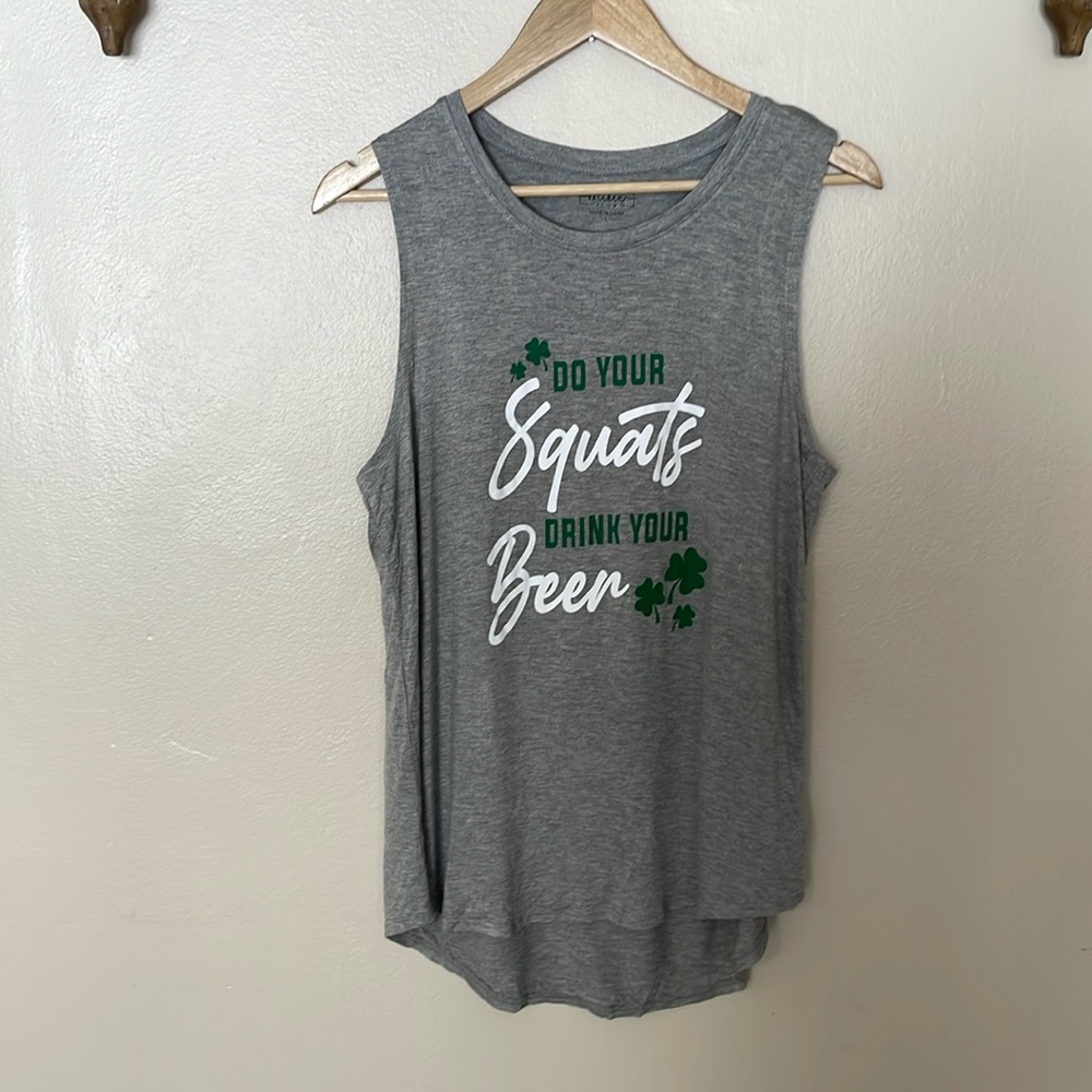 ☘️NWOT Squats and Beer Tank ☘️Large